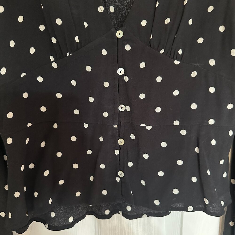 Aritzia Wilfred Prairie Blouse V Neck Polka Dot Fitted Black - Picture 4 of 7